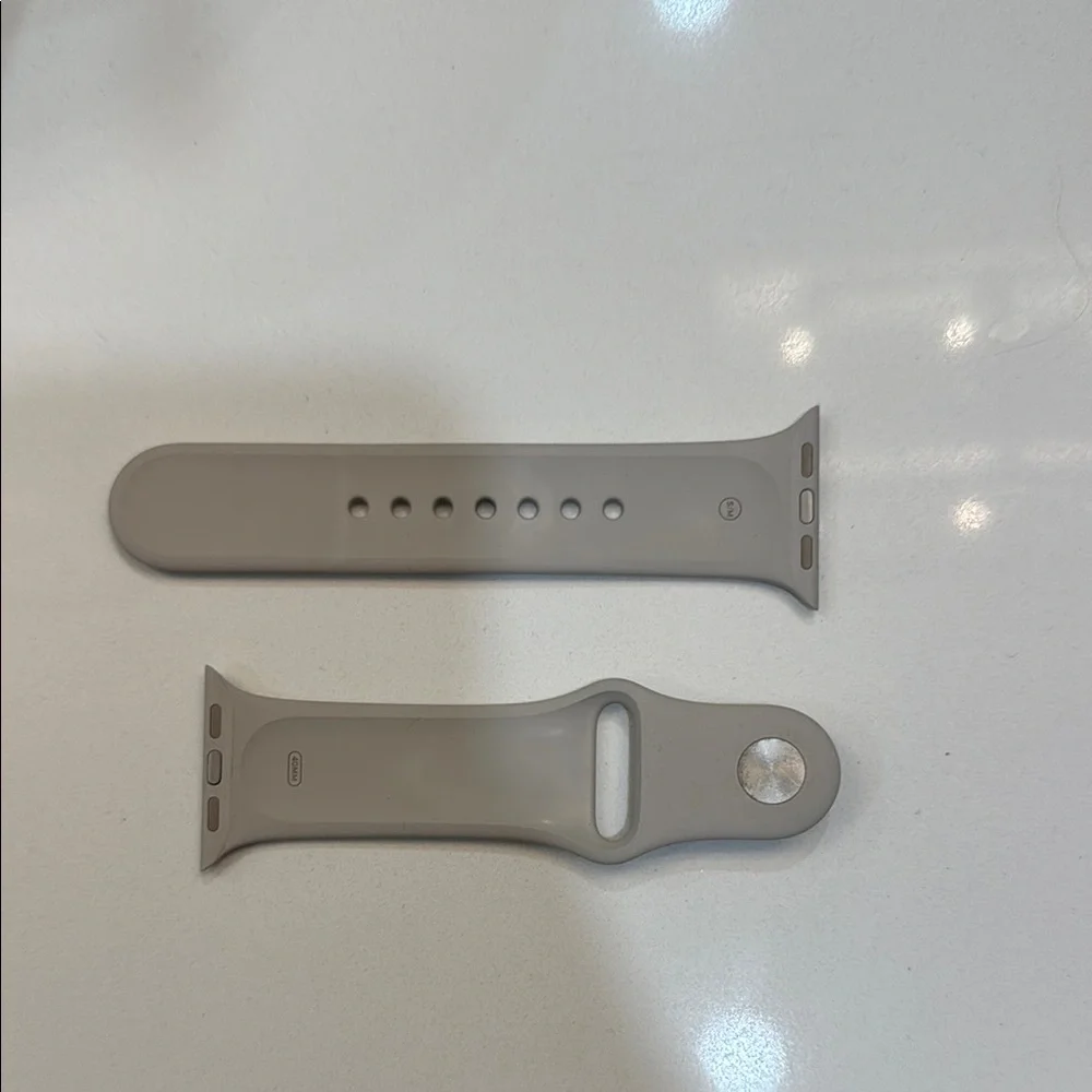 Apple Taupe Sport Band 40mm